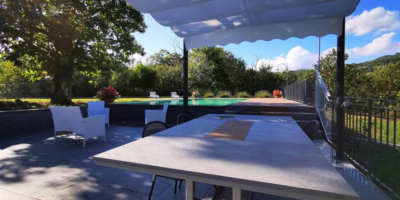 Tn Tavolo Esterno Gazebo