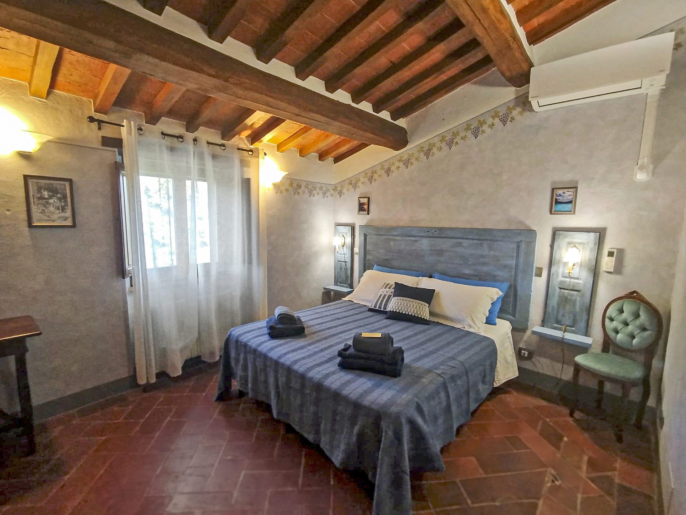 Tn 5Bb5a684 7F64 4C50 Bdba 6F3fdbf0b0b0