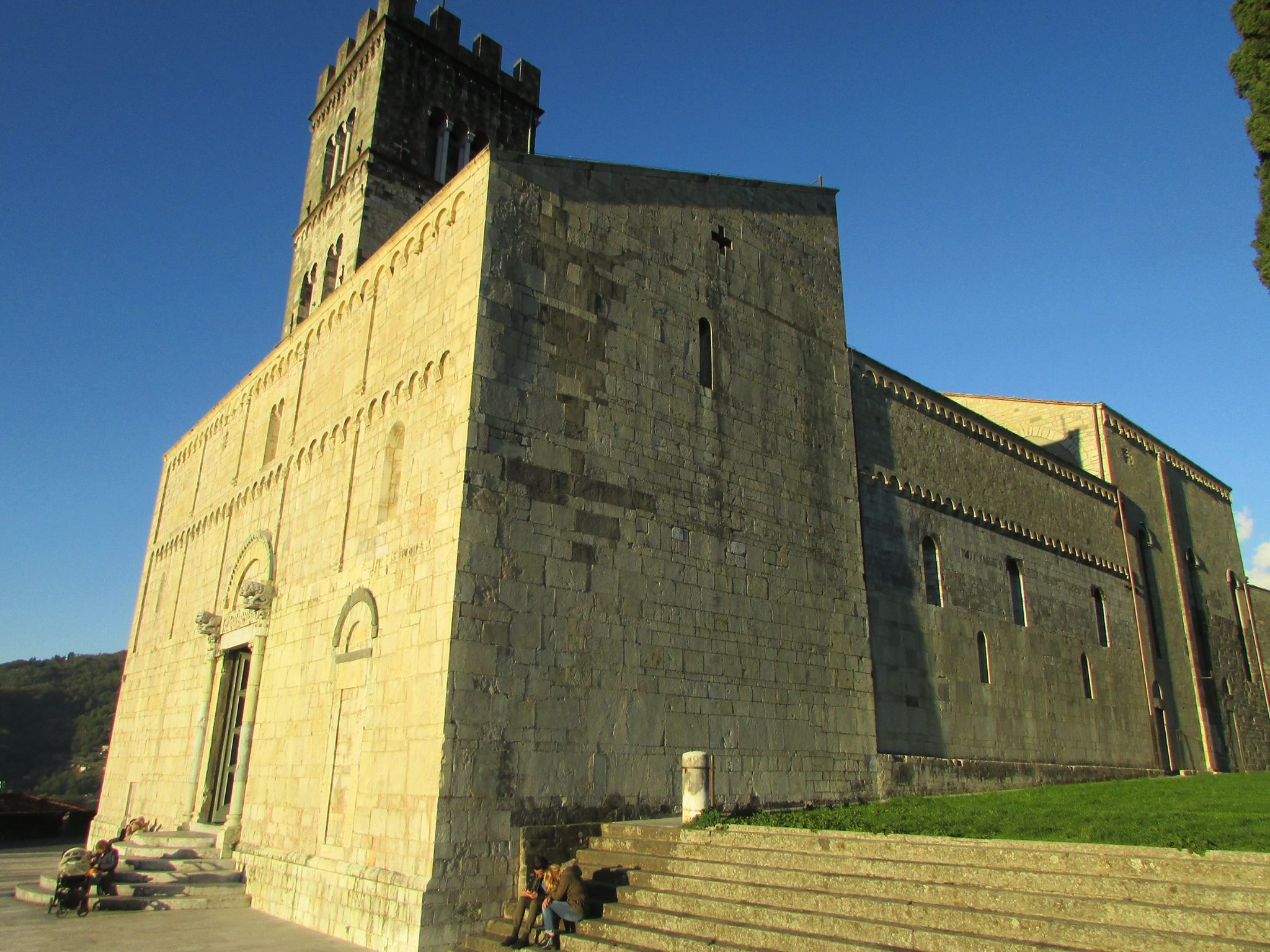 Barga Duomo 15003411 1868306633391547 5228104054528371364 O