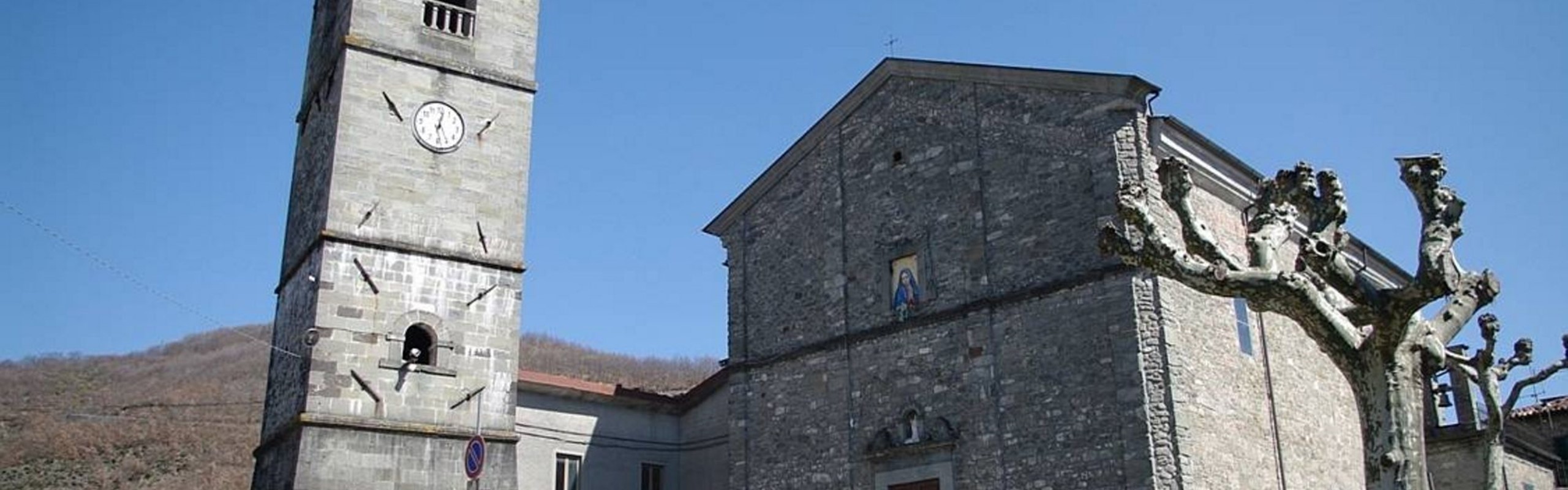 Tn Piazza Al Serchio San Pietro